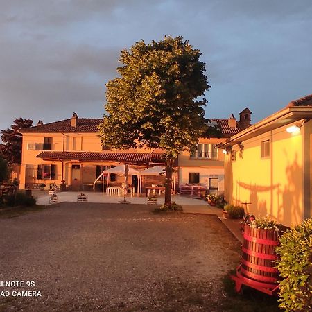 Cascina Angelina Casteggio Exterior foto